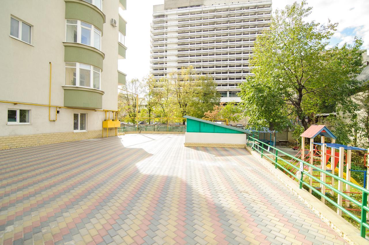 צ'יסינאו Apartment Penthouse מראה חיצוני תמונה