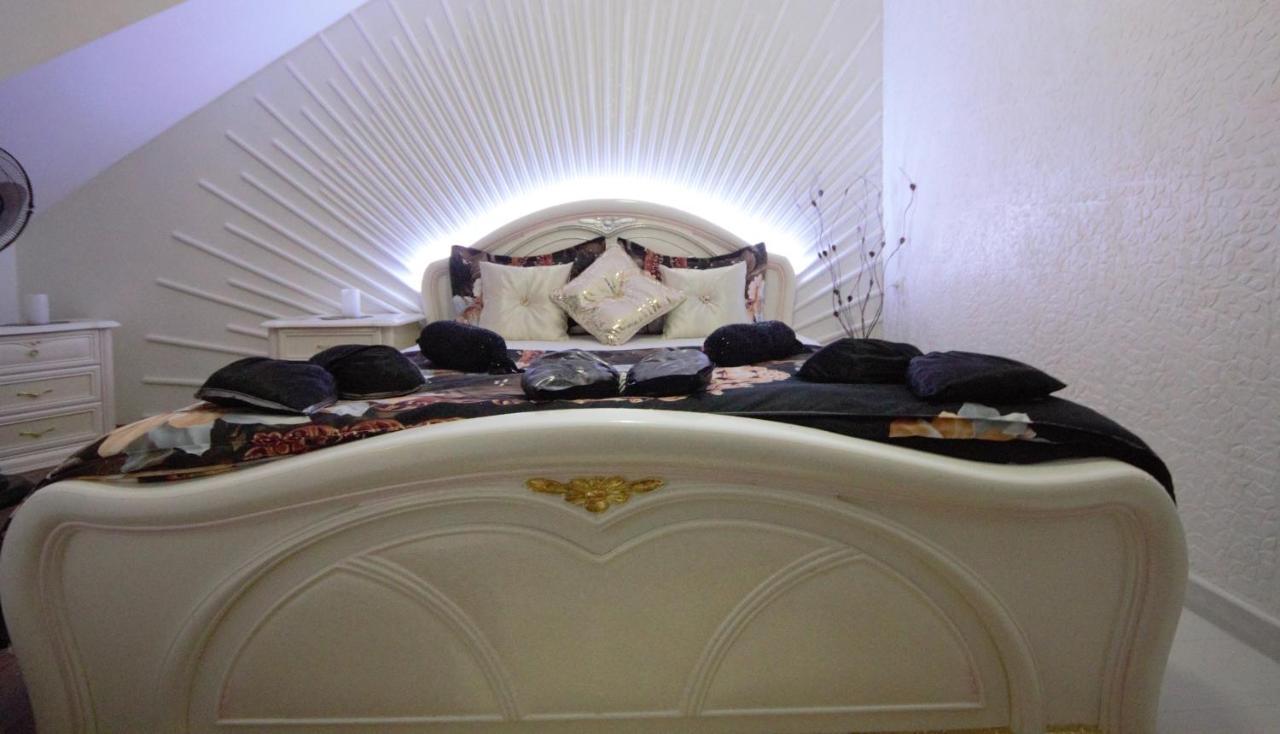 צ'יסינאו Apartment Penthouse מראה חיצוני תמונה